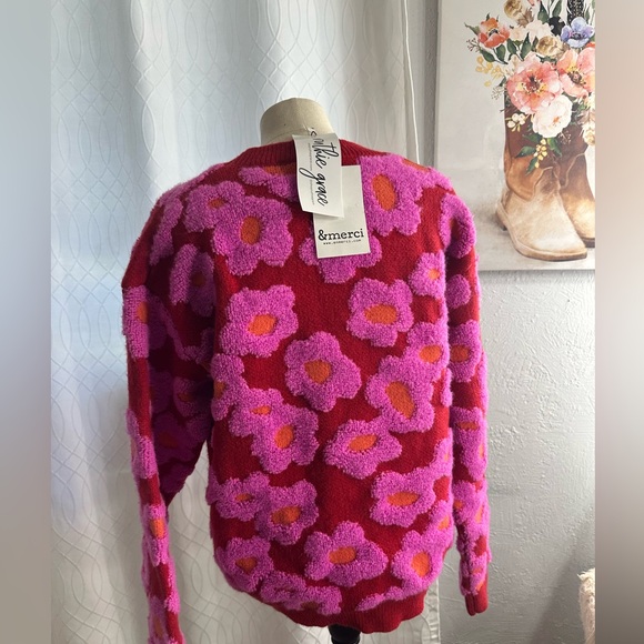 Flower Sherpa knit sweater BNWT - Picture 3 of 8